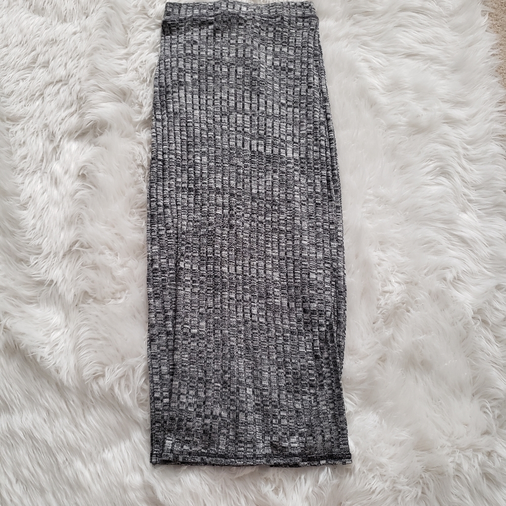 Aritzia Wilfred Free Shields Skirt Sz Small